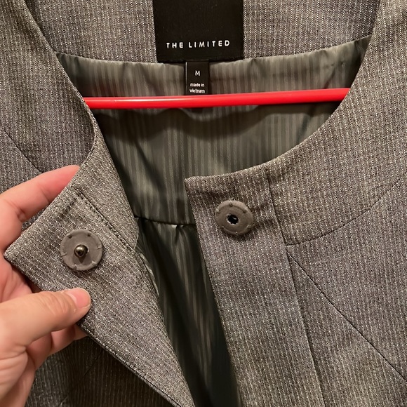 Y2K The Limited sharks tooth Gray Grey Capelet coat jacket size M Medium EUC - Picture 5 of 10